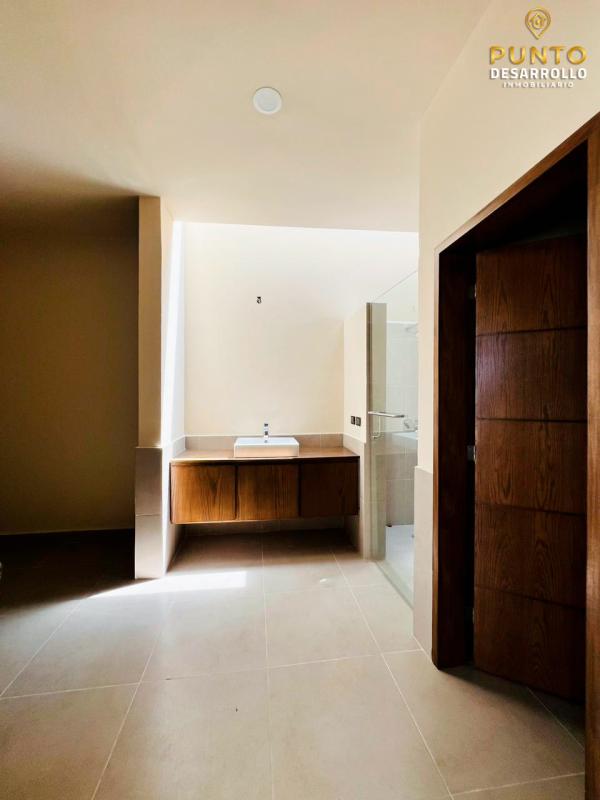 Casa en Venta en Altabrisa Residencial: Tu Hogar Ideal - imagen 5